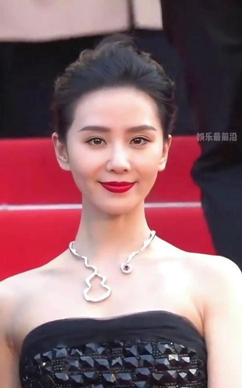 吃瓜娱乐圈刘诗诗,娱乐圈的清新瓜田，甜蜜与成长并存的美丽传奇  第2张