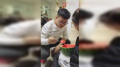 娱乐吃瓜结局视频在线观看,揭秘幕后真相,明星命运大反转! 第2张 娱乐吃瓜结局视频在线观看,揭秘幕后真相,明星命运大反转! 第2张
